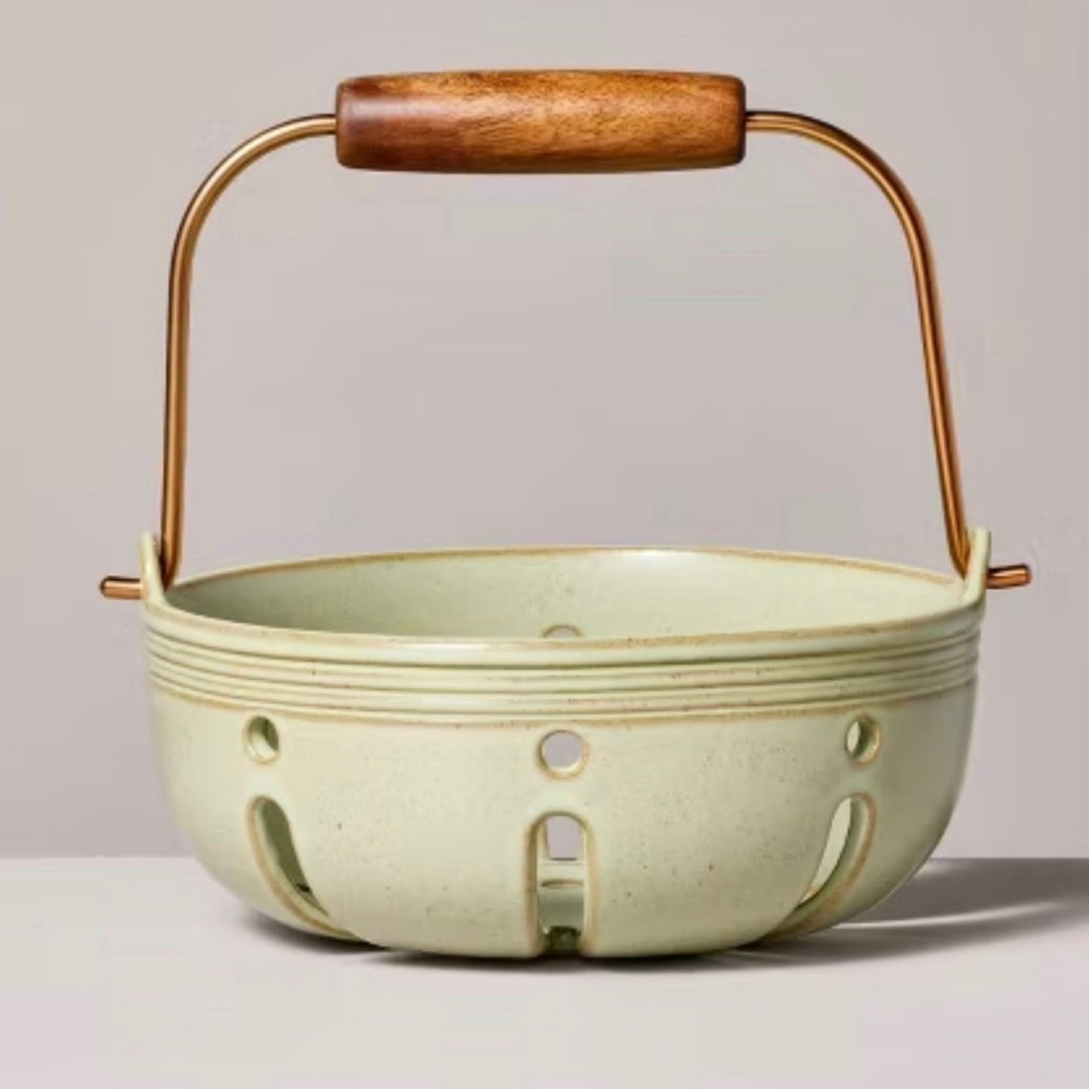 Hearth & Hand with Magnolia Stoneware Berry Bowl with Carrying Handle Green